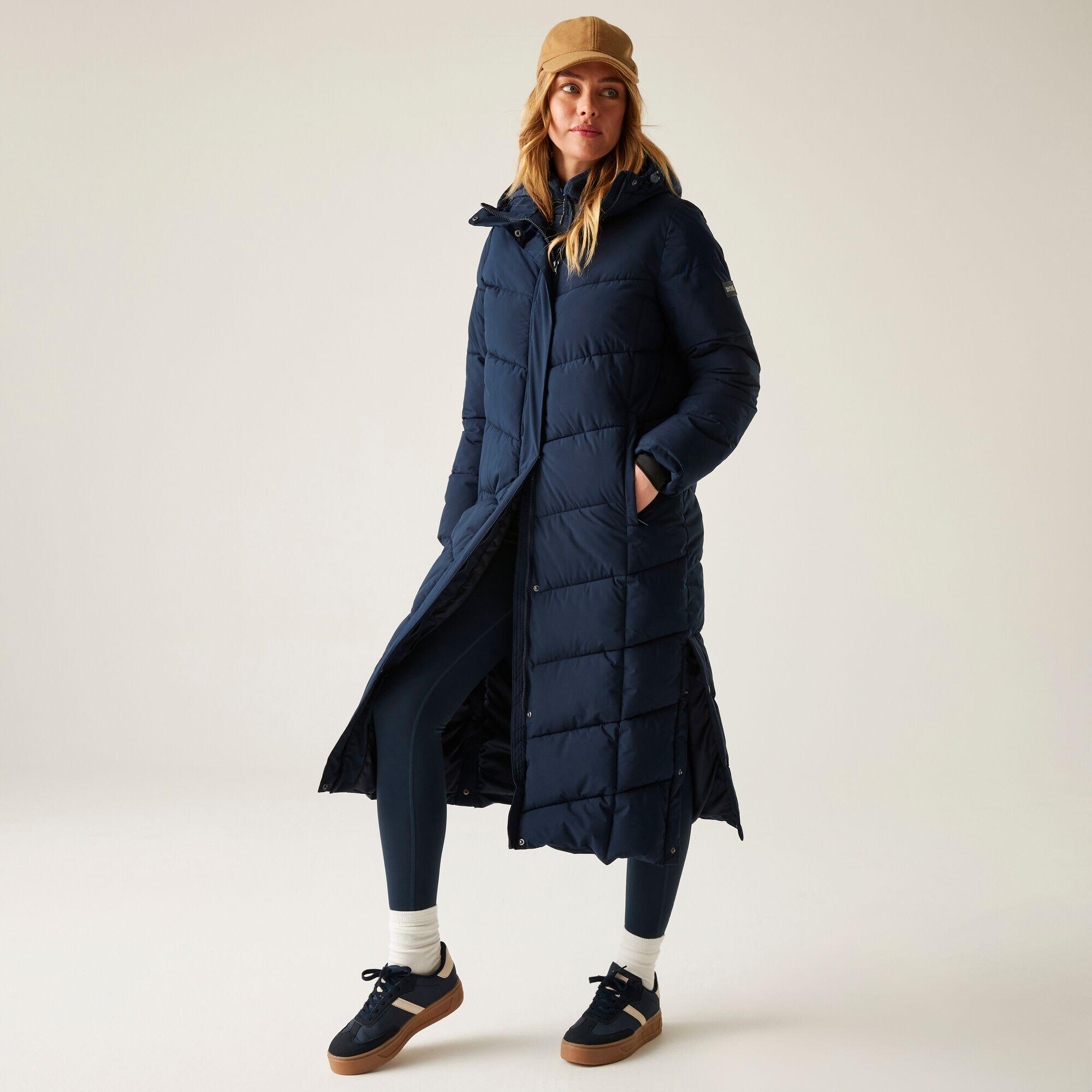 Veste Eloria longue matelassée isolante à capuche pour femme 3/7