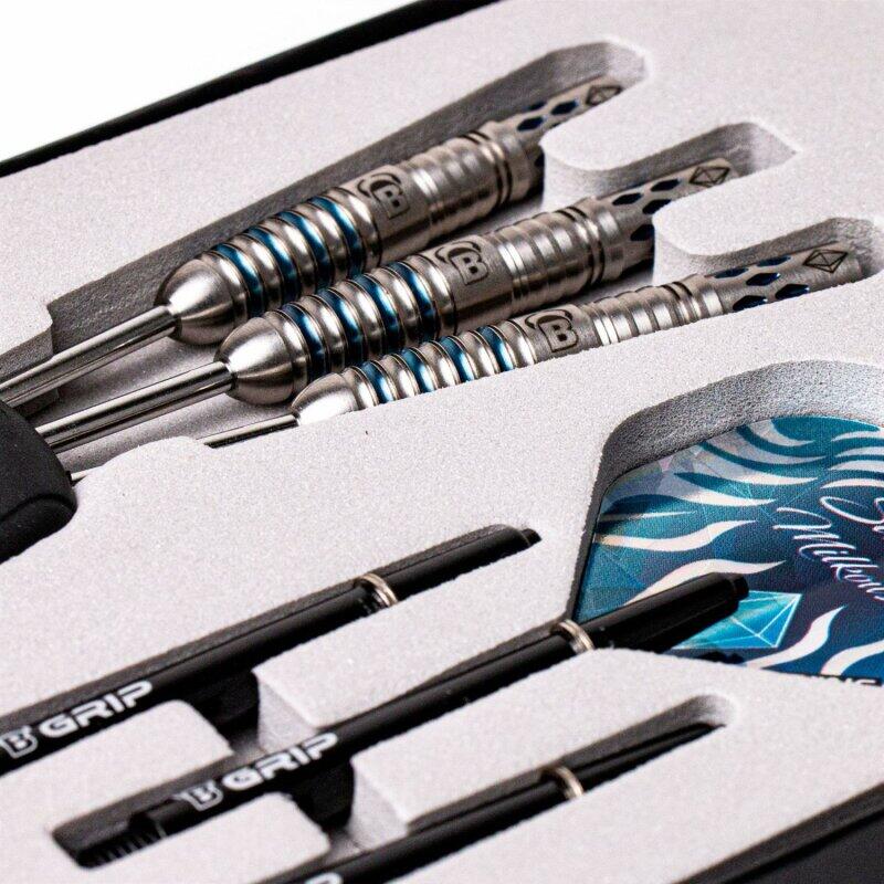 BULL'S Sarah Milkowski Steel Dart 22g 3/5
