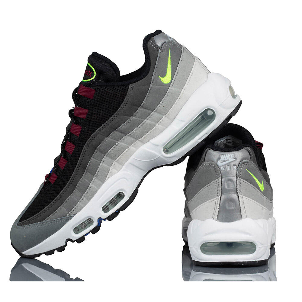 NIKE picture