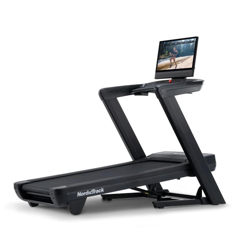 NordicTrack Commercial 2450 – běžecký pás s iFIT, sklonem 12 % až -3 % a 22 km/h