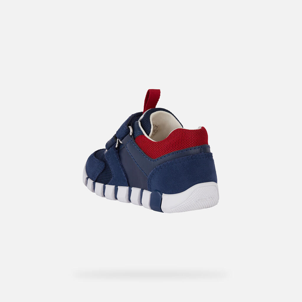 Scarpe da basket da bambino Geox Iupidoo 5/7