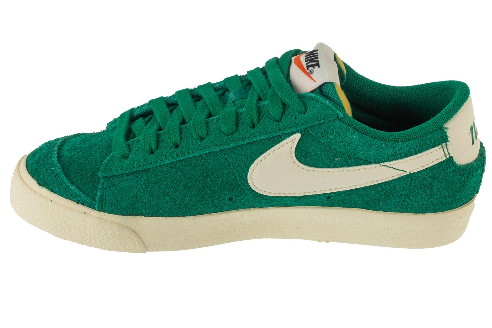 Buty sportowe do chodzenia damskie,  W Blazer Low 77 2/4