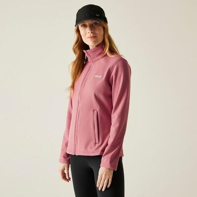 De connie v waterafstotende wandelsoftshelljas voor dames