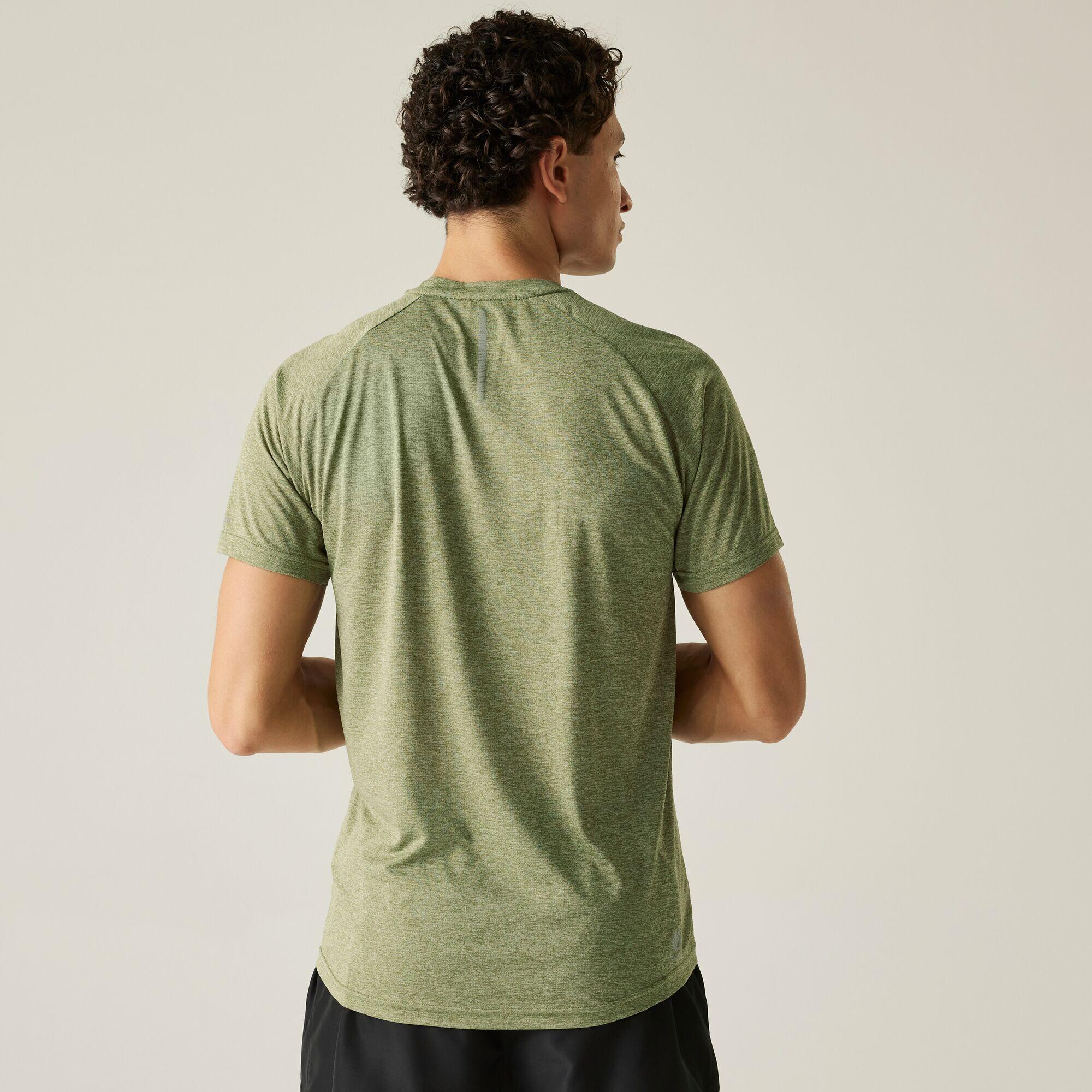 T-shirt escursionismo uomo Accelerate 2/4