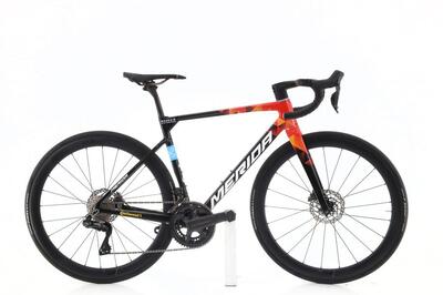 Gereviseerde racefiets · scultura bahrain team di2 12v · zeer goede toestand