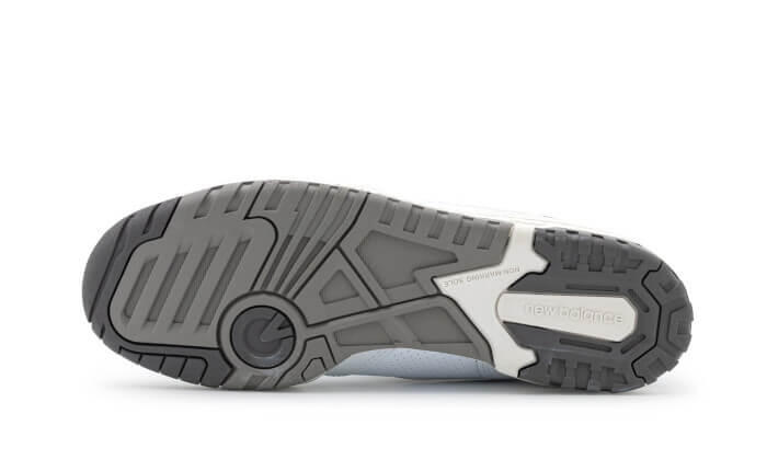 550 White Dark Grey 2/3
