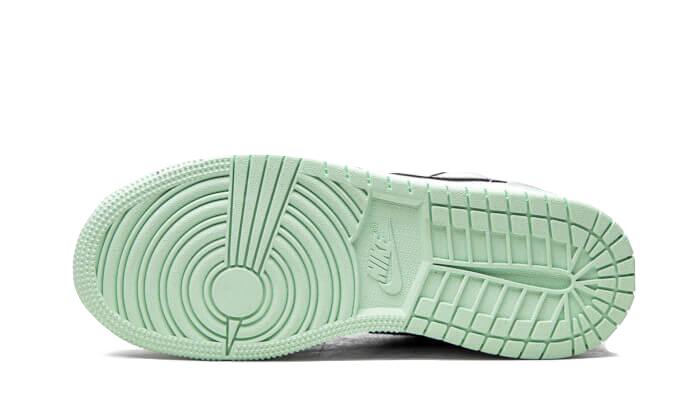Air Jordan 1 Low Pastel Tie-Dye 3/4