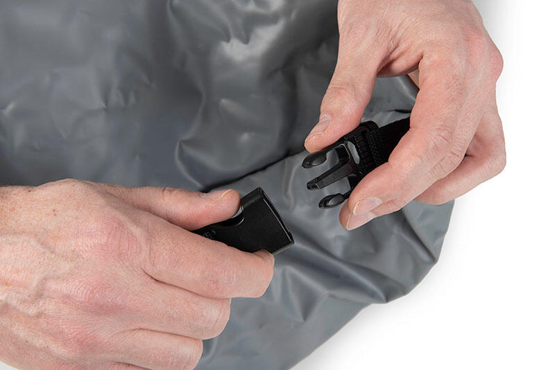 Fox Rage Voyager Dry Bag 15Liter 2/4