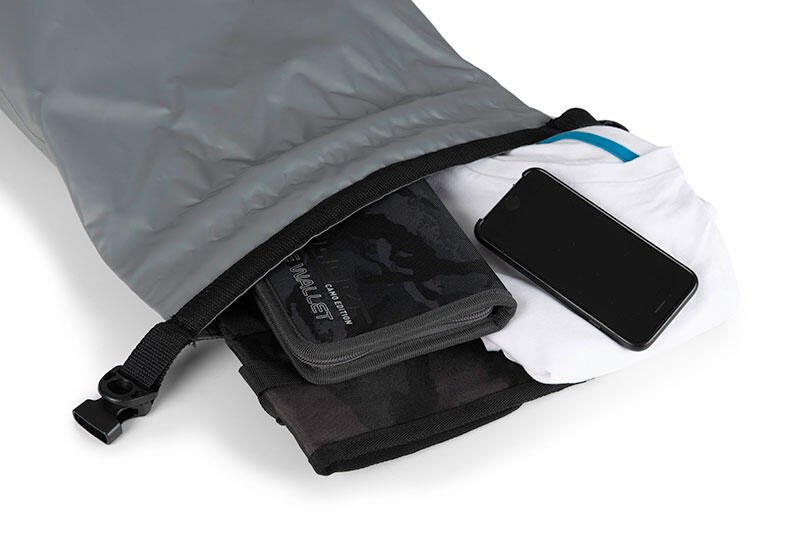 Fox Rage Voyager Dry Bag 15Liter 3/4