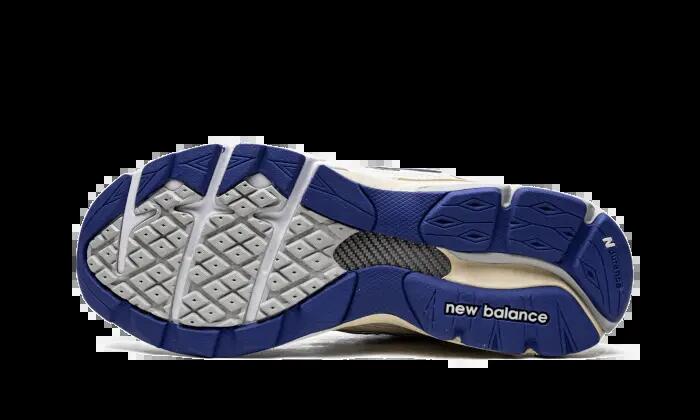 Zapatillas - Running - Hombre - Cómodas, resistentes - 990V3 - Cream Blue 3/4
