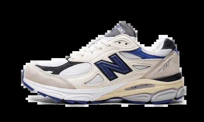 NEW BALANCE picture
