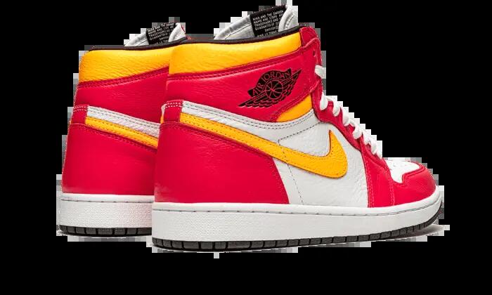 Schoenen - basketbal - air jordan 1 retro - light fusion red 2/4