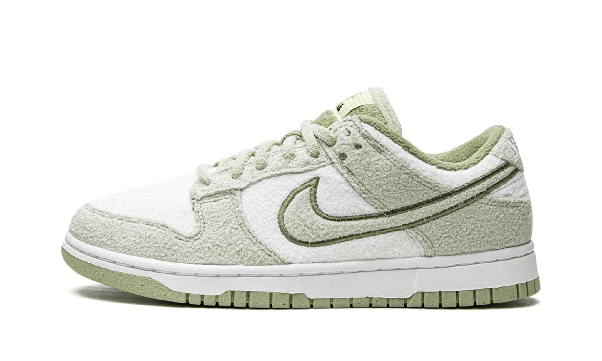 Dunk Low SE Fleece Green 1/4