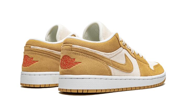 Air Jordan 1 Low Corduroy 2/4