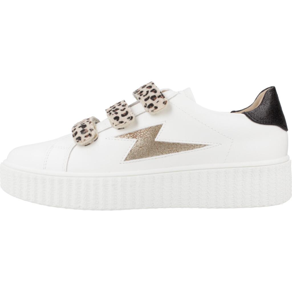 Baskets Vanessa Wu Modèle Maggie Couleur Imprimé Animalier 2/5