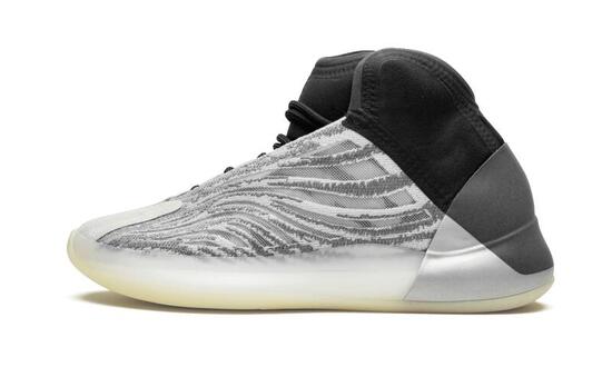 Yeezy QNTM (Lifestyle Model)