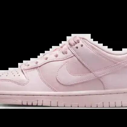 Women - Lifestyle - Shoes - Low-top, Street Style - Dunk Low SE - Prism Pink
