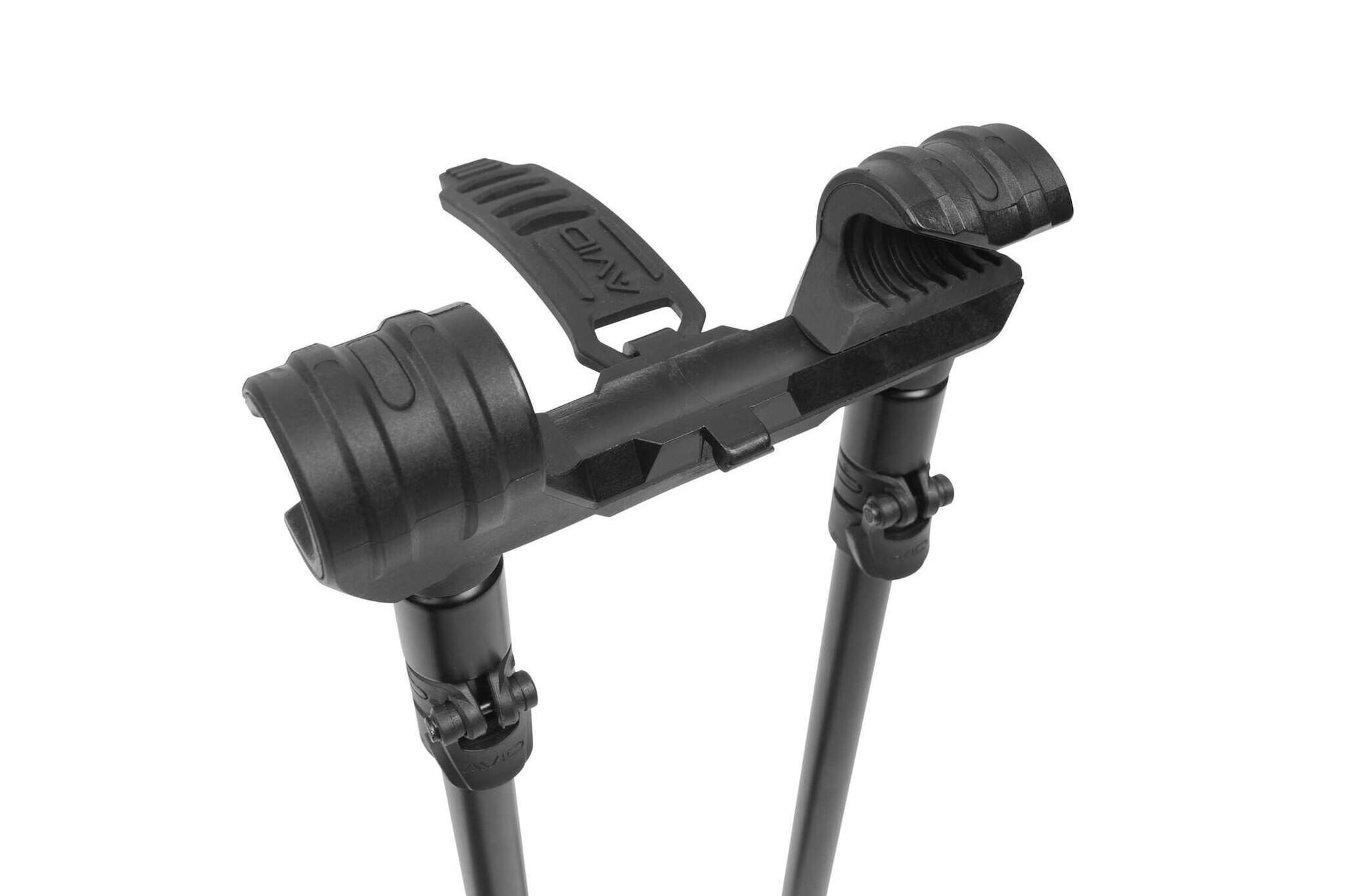 Avid Lok Down Landing Net Holder - Karper Steun 5/7