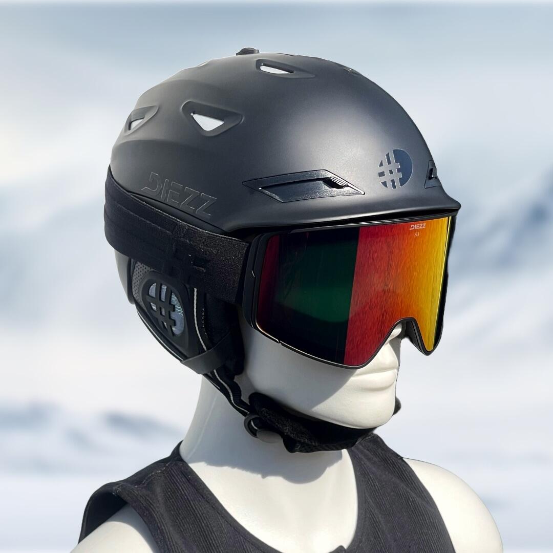 HELM SPOTT BLACK. 6/6