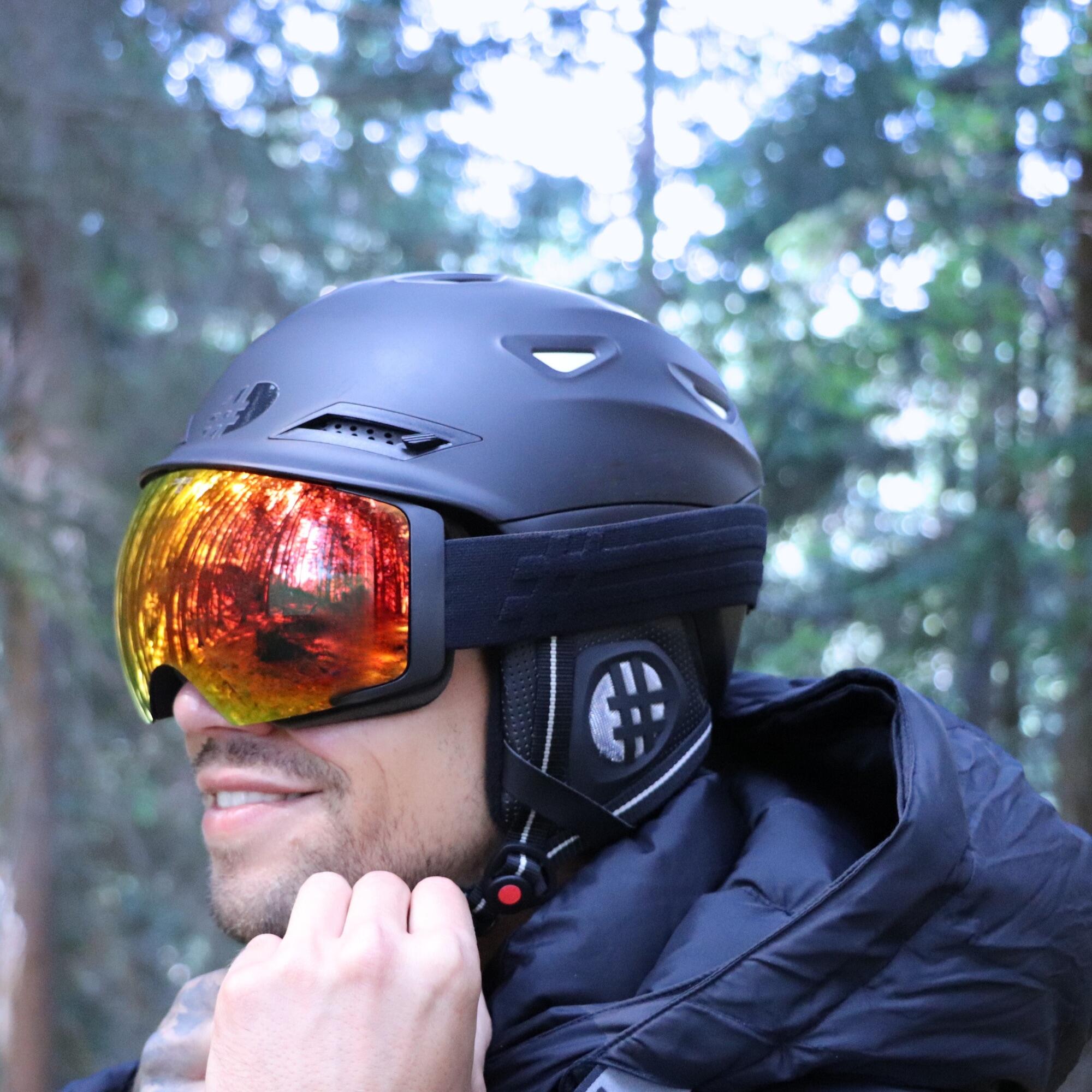 HELM SPOTT BLACK. 4/6