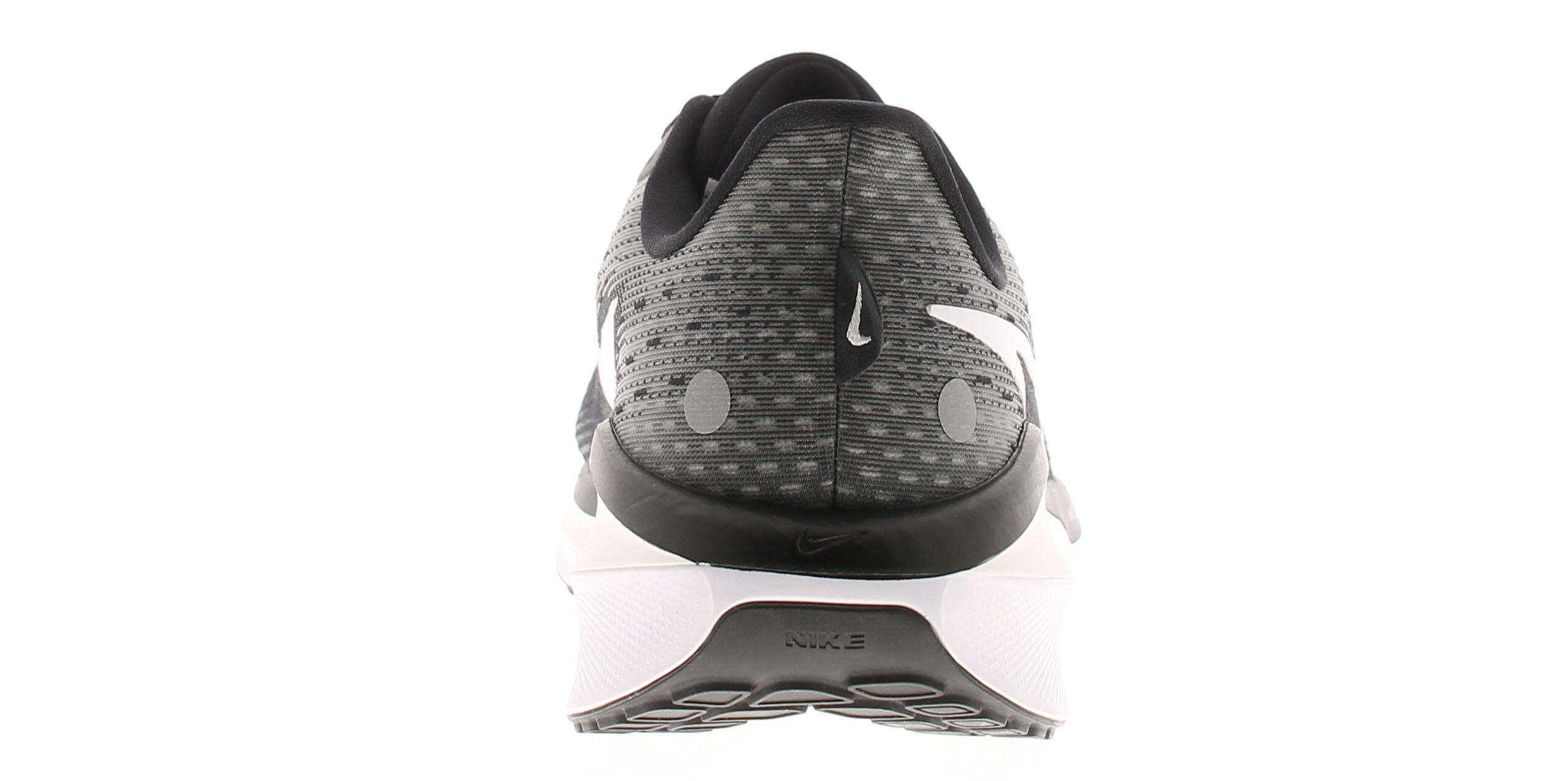 Schuhe  Vomero 17 Black White 4/5