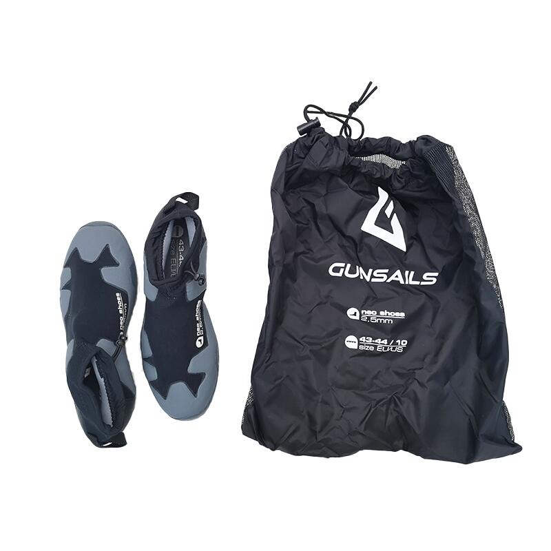 Planche à voile Neo Shoes été 2/3