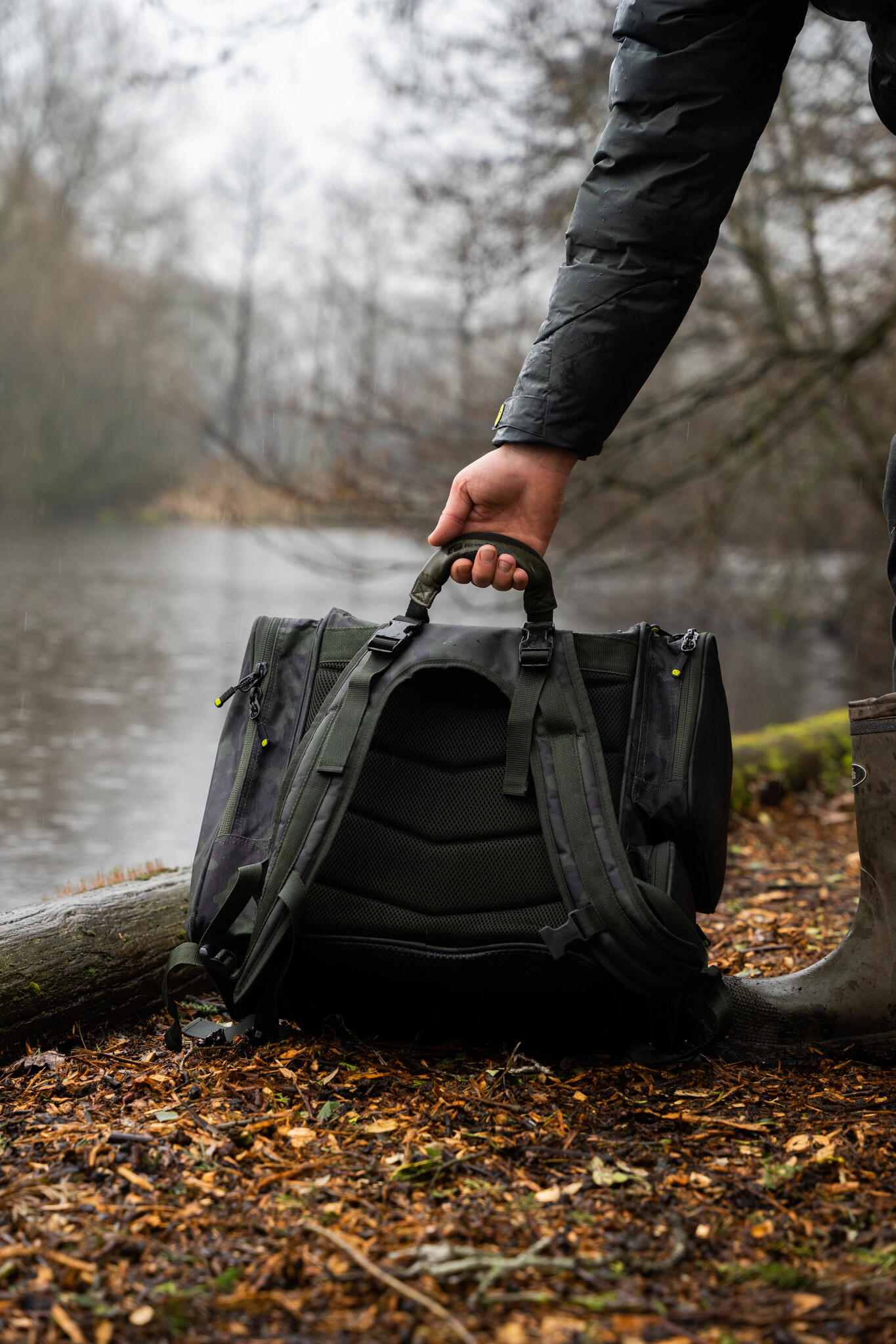 Sac à dos Ridgemonkey Backpack 40LTR 3/4