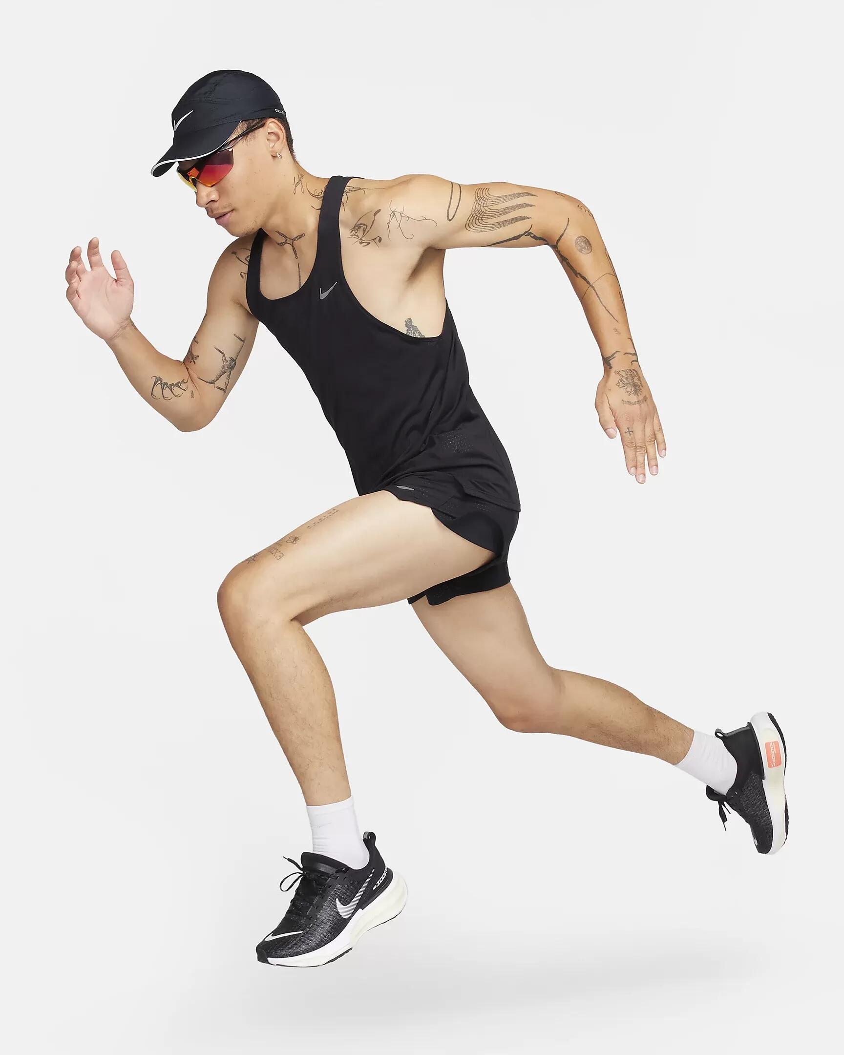 NIKE Débardeur Miler Dry pour Homme en Noir/Blanc, XL 4/4