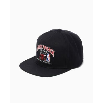 Casquette snapback Chicago Bulls 91-92 Back To Back Champs HWC