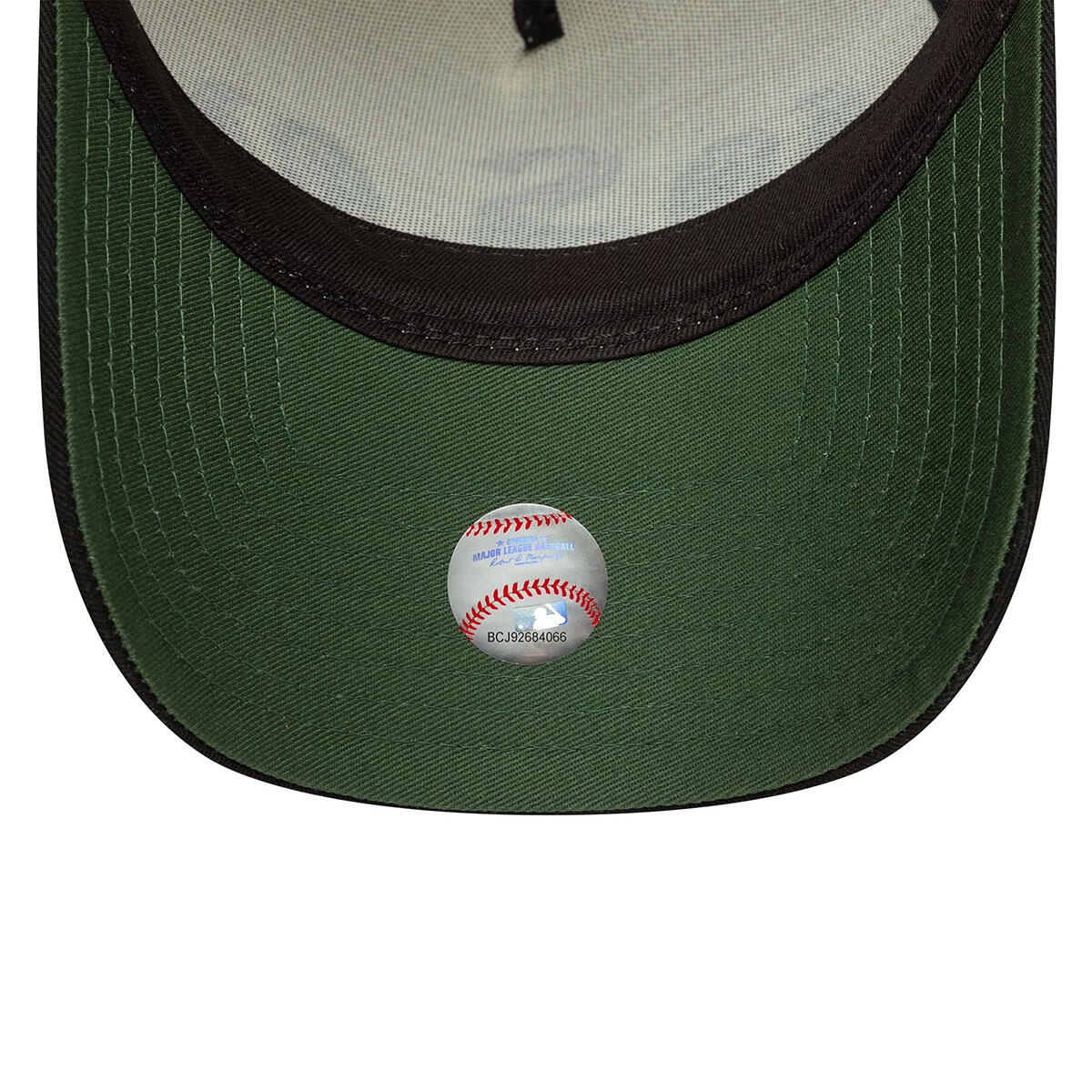 New Era 9FORTY E-Frame Cap Chicago White Sox MLB Paisley white 4/5