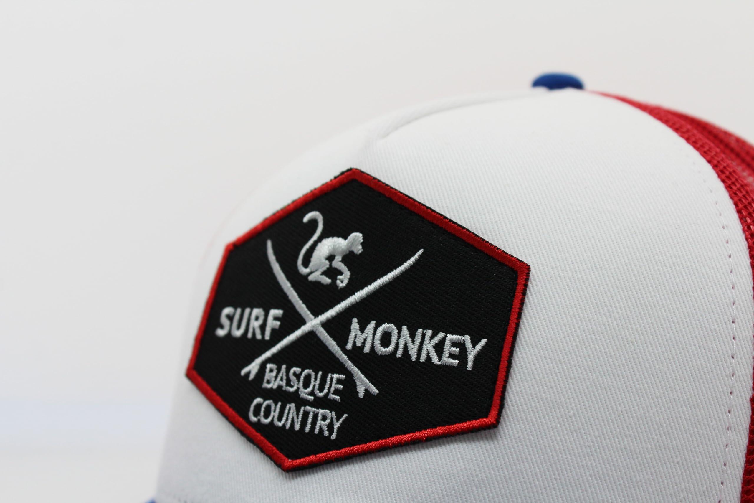 Boné Trucker - 5 Painéis / Reciclado / Adulto / Tamanho Único (Azul/Vermelho) 3/4