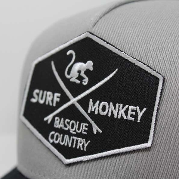 Gorra Trucker - 5 Paneles / Reciclada / Adulto / Talla única (Plomo/Negro) 2/4