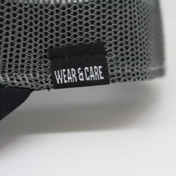 Gorra Trucker - 5 Paneles / Reciclada / Adulto / Talla única (Plomo/Negro) 3/4