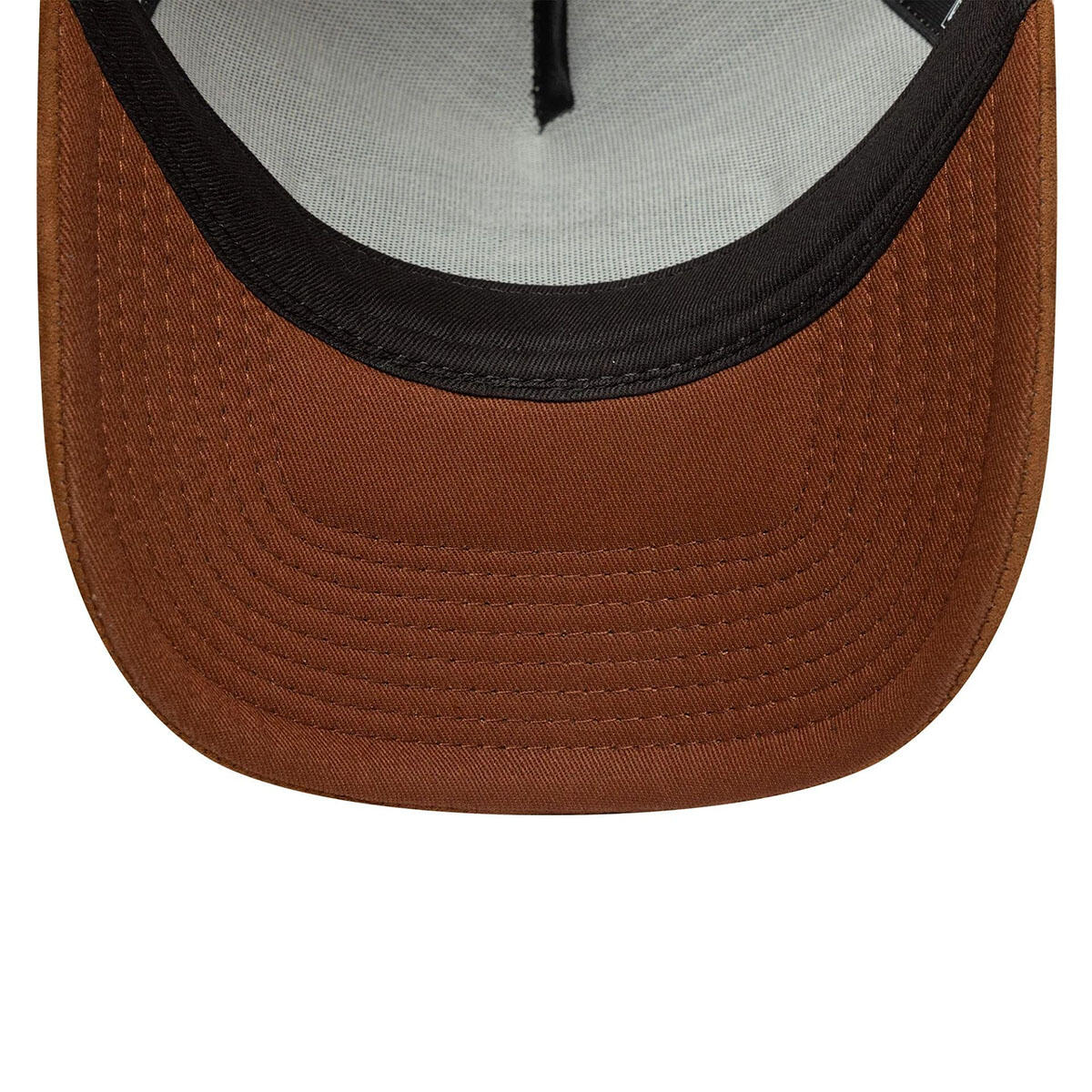 CASQUETTE OVAL PATCH SUEDE TRUCKER 5/5