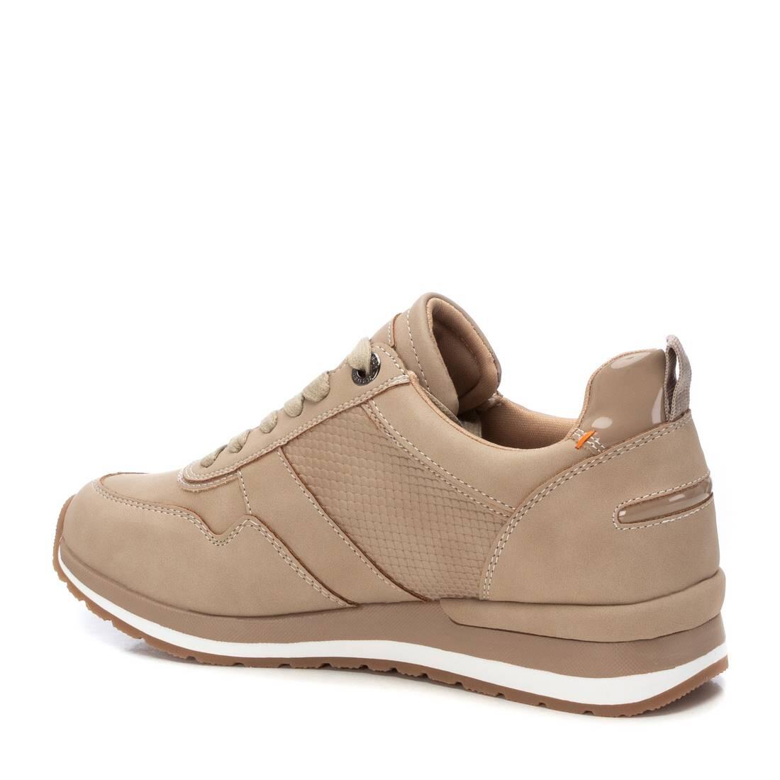 Baskets Refresh modèle 172060-BEIGE pour femmes 3/4
