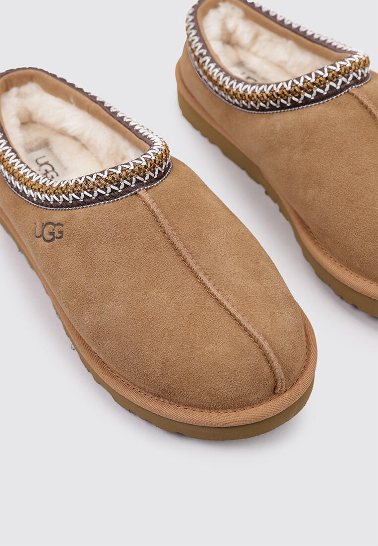 Tasman Slipper Chestnut 3/5