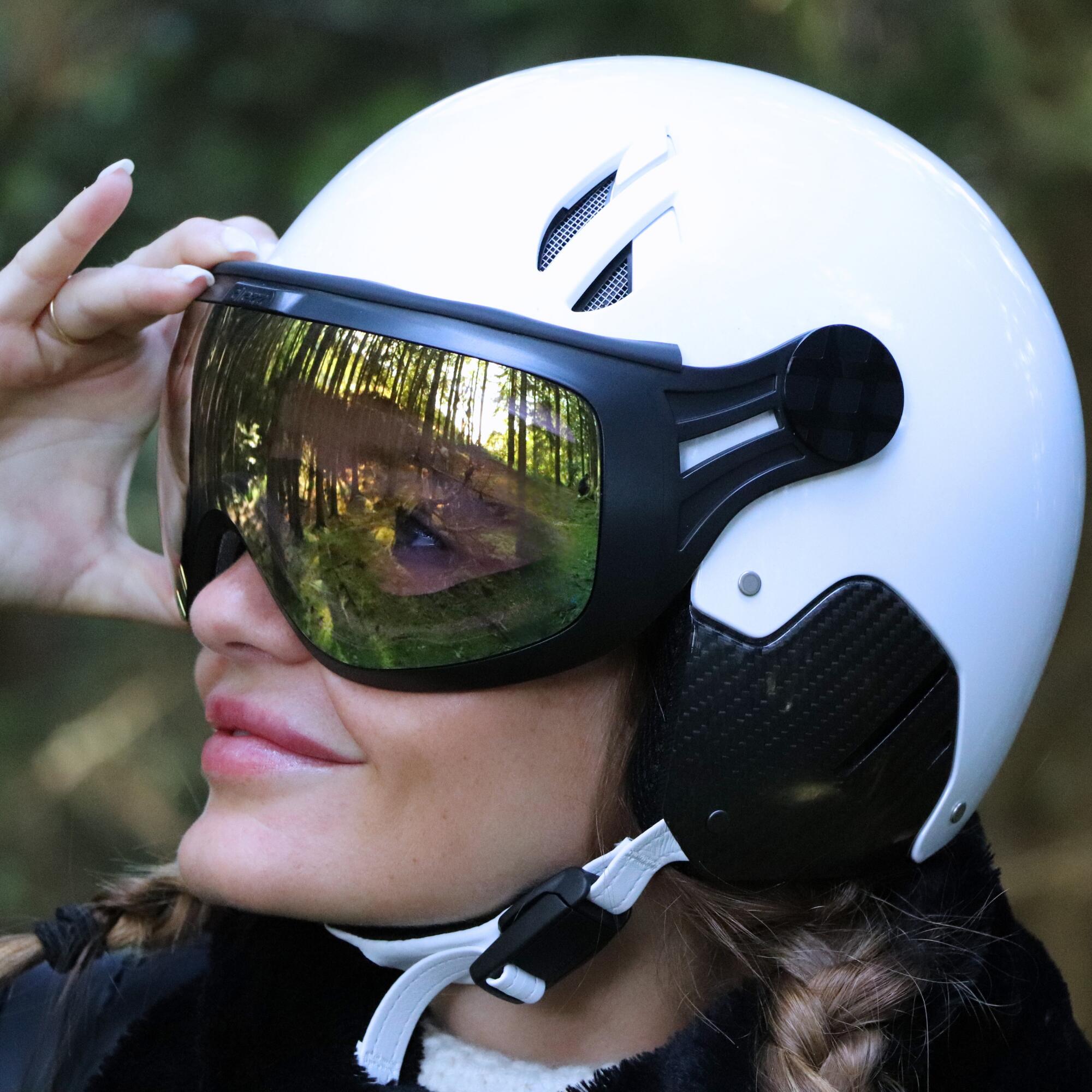 MAJOR Carbon Skihelm mit INFINITE Visier White Pearl. 4/6