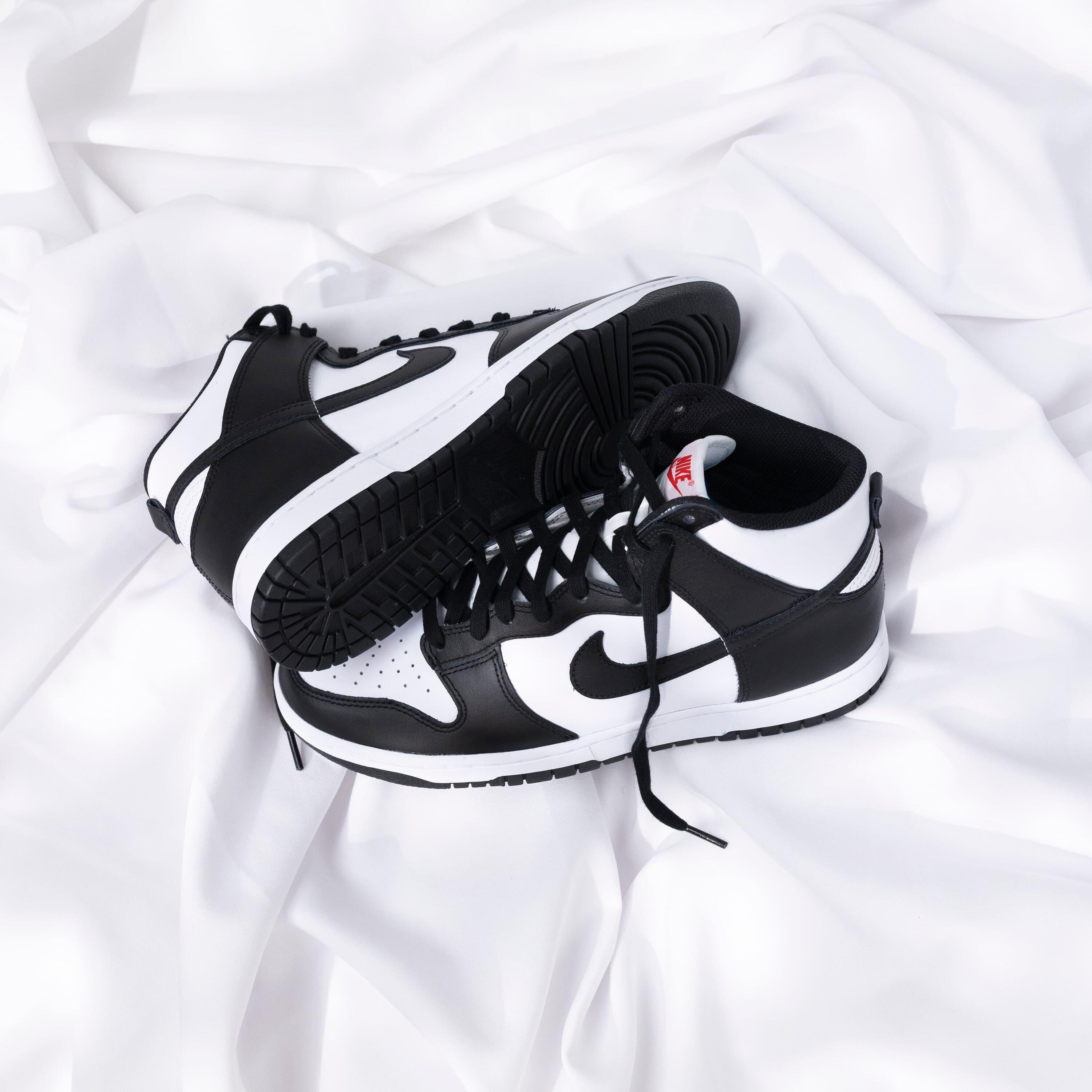 Dunk High Panda (2021) 4/5