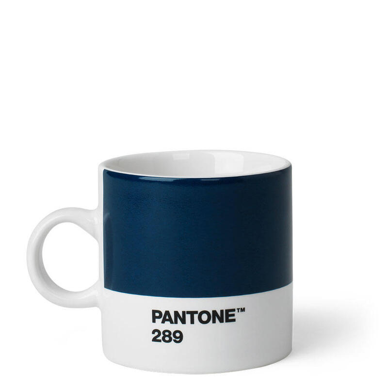 Chávena Expresso COPENHAGEN DESIGN PANTONE dark blue 289 Exclusivo online      17,00€  COPENHAGEN DESIGN Chávena Expresso COPENHAGEN DESIGN PANTONE dark blue 289Vendido e expedido por: Servisoft  