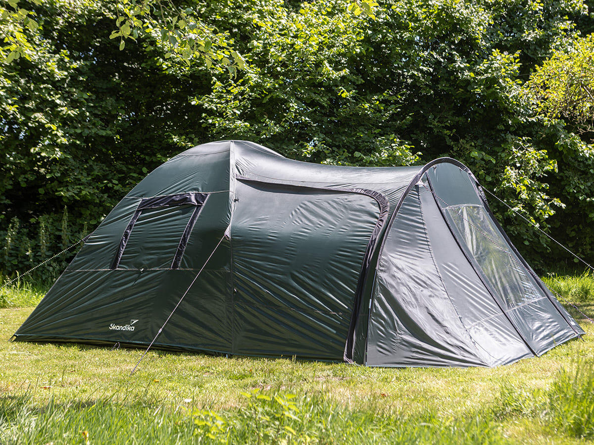 Tweedehands - Koepeltent Västervik 5 - Kampeertent 5 pers - 3 ingangen 3/7