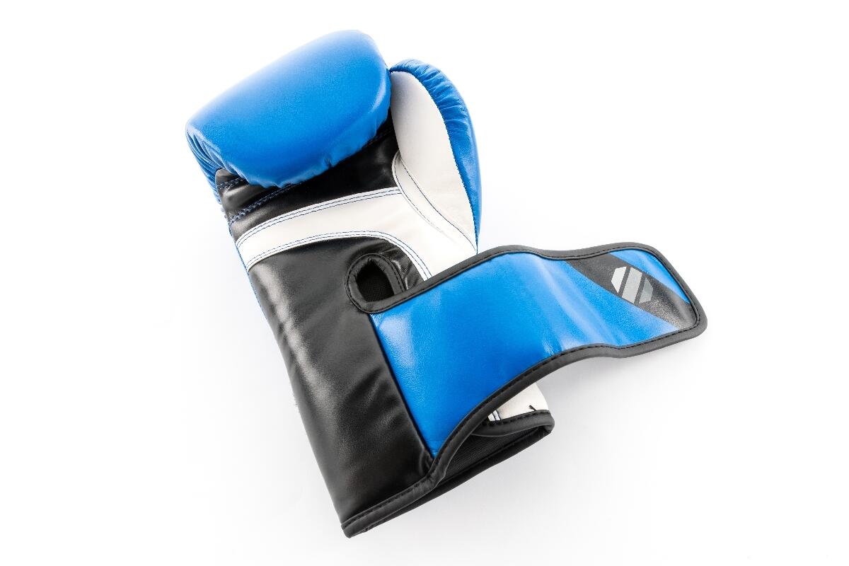 UFC PRO Trainings-Boxhandschuhe – Blau/Schwarz – 16OZ 3/7