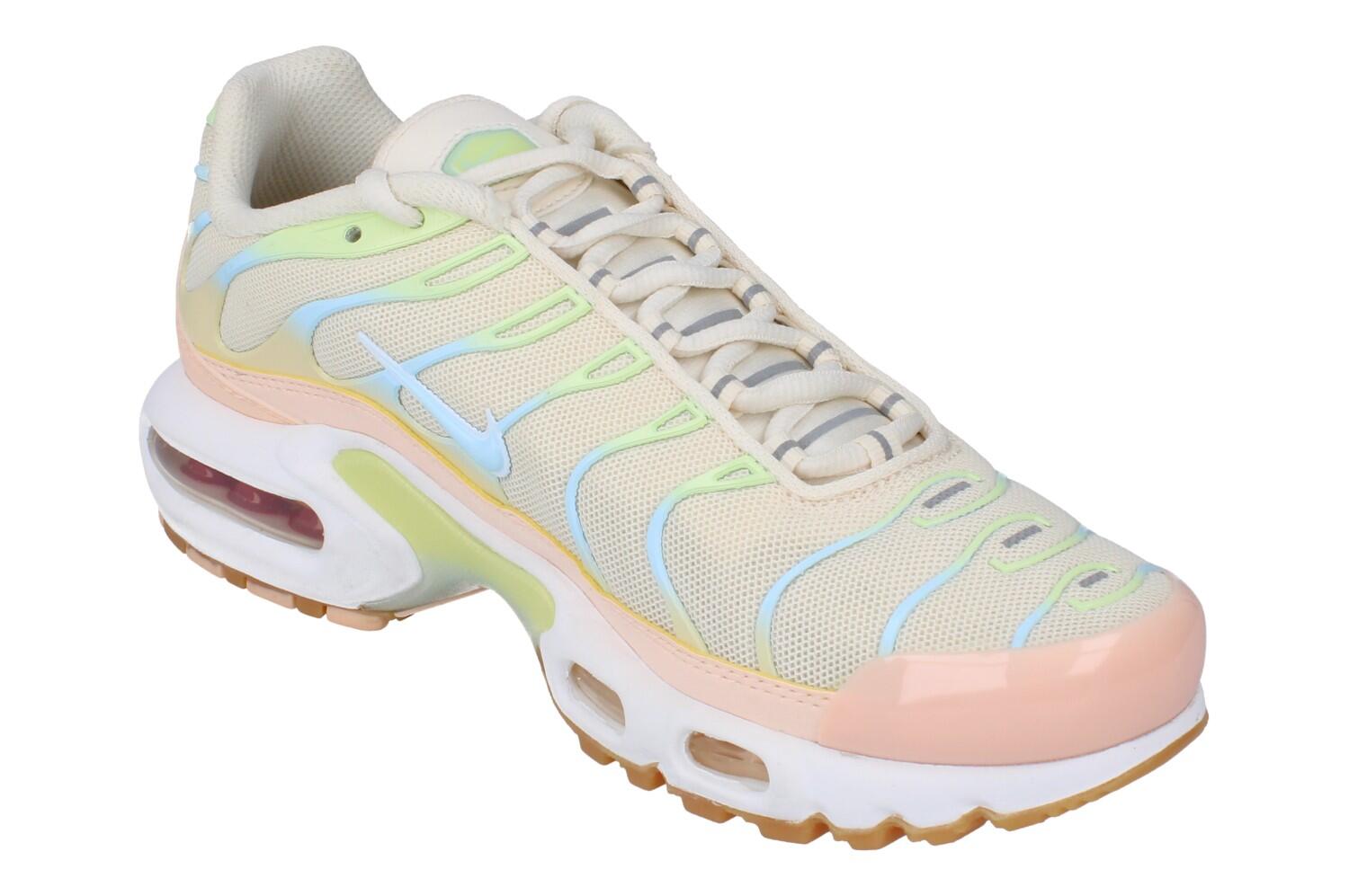 Nike Air Max Plus Crimson Tint 4/6