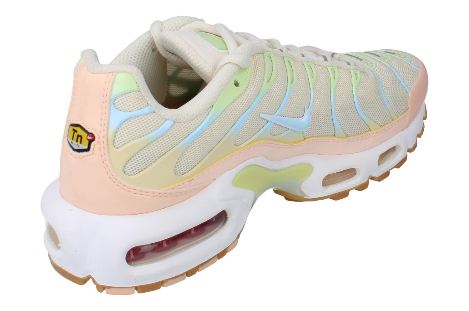 Nike Air Max Plus Crimson Tint 3/6