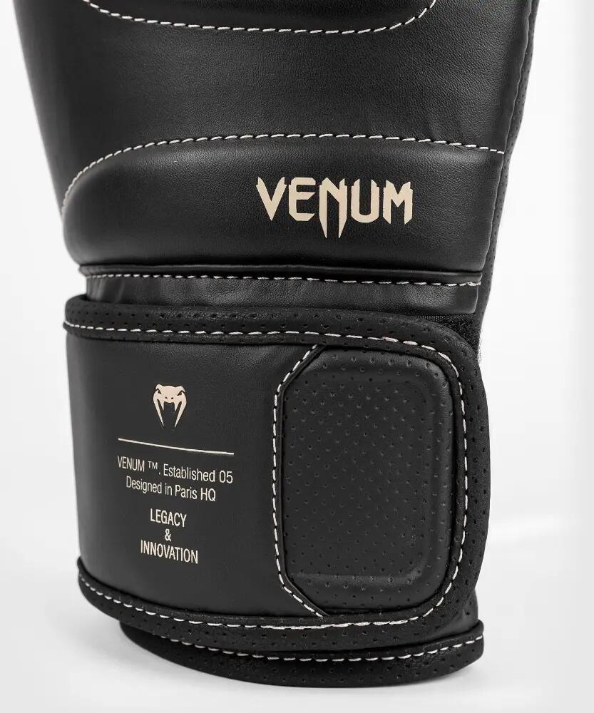Venum Impact Evo Boxing Gloves - Black - 14 Oz 5/7