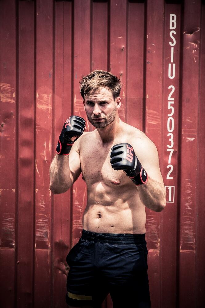 Guanti da Grappling MMA Contender - Nero/Rosso - 7 oz 5/5