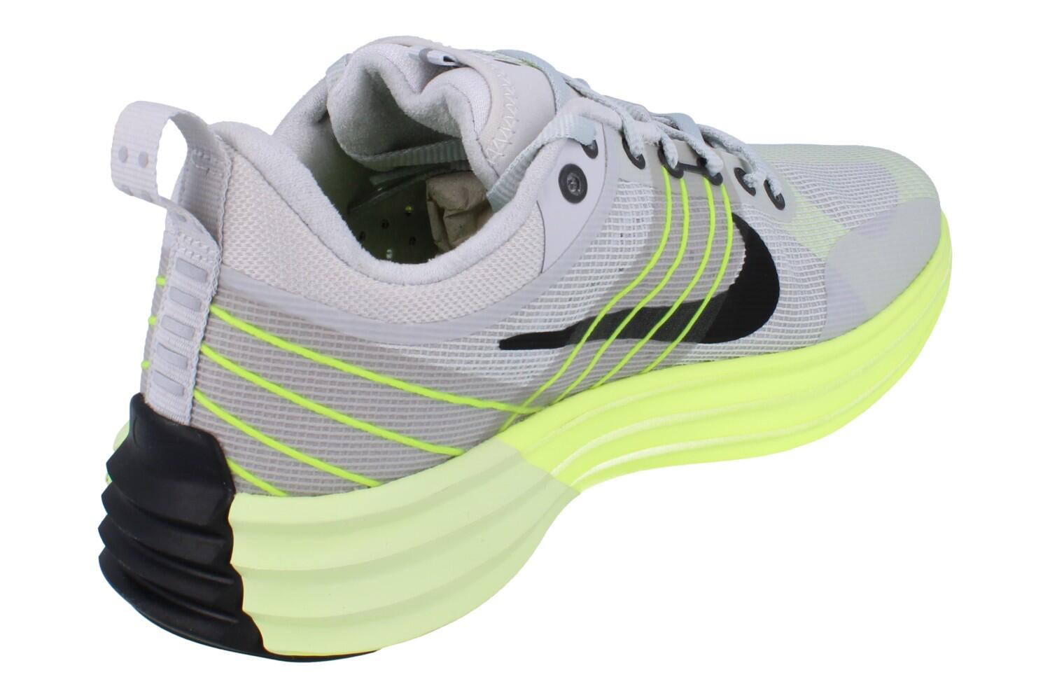 Nike Lunar Roam Donna Scarpe Sport Walking 3/6