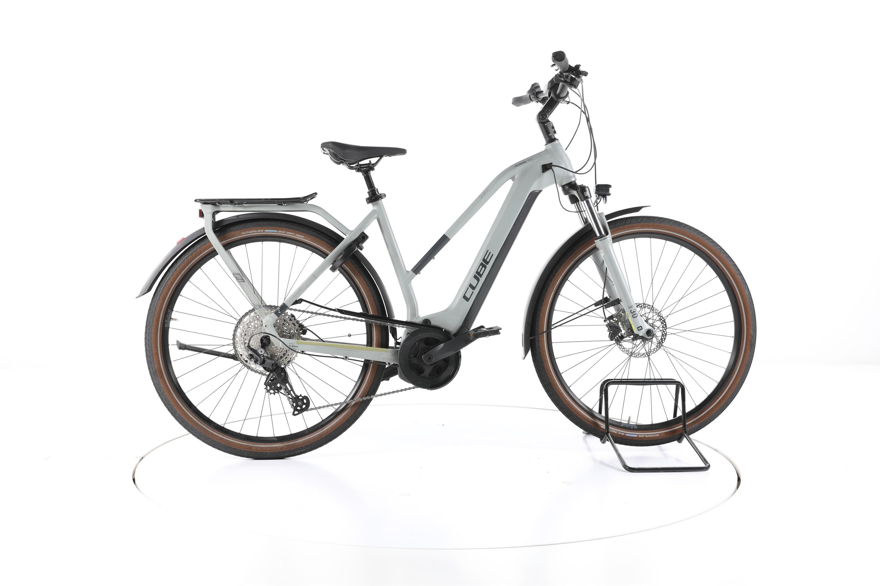 CUBE Ebike ricondizionata · Cube Touring Hybrid Pro · Buone condizioni