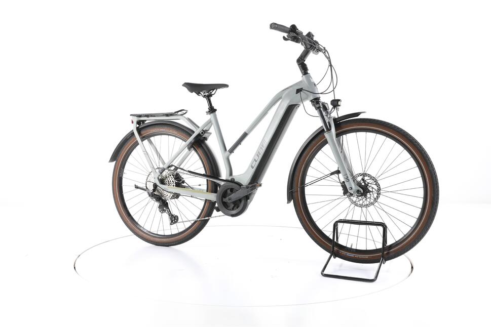 Second Life - Cube Touring Hbyrid Pro Trekking E-Bike 2022 - Stan dobry