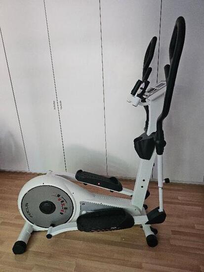 Tussen Particulieren - Cross trainer Focus Fox5 iplus