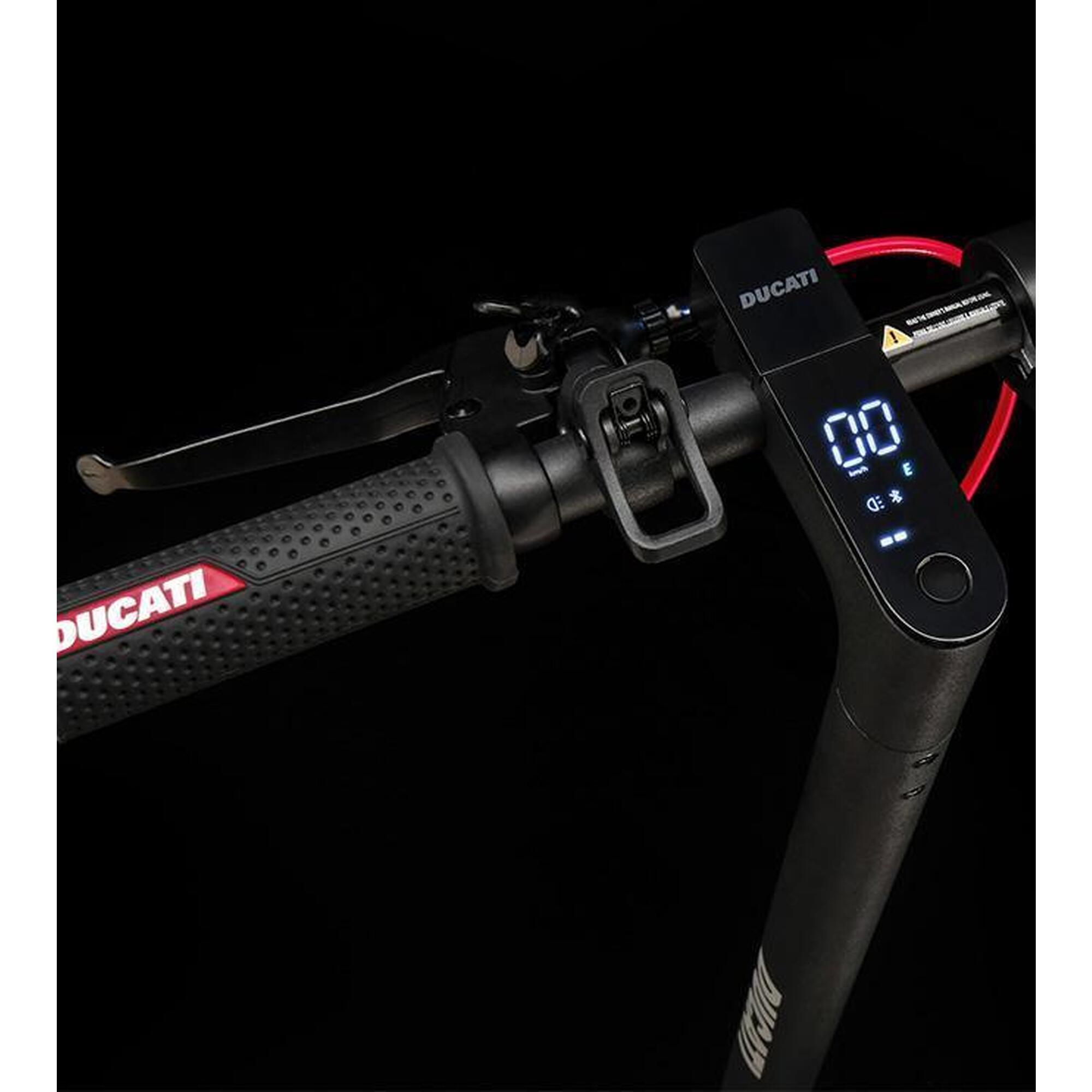 Trotineta electrica Ducati Pro-I Evo, semnalizari, Motor 350W, viteza 25 Km/h
